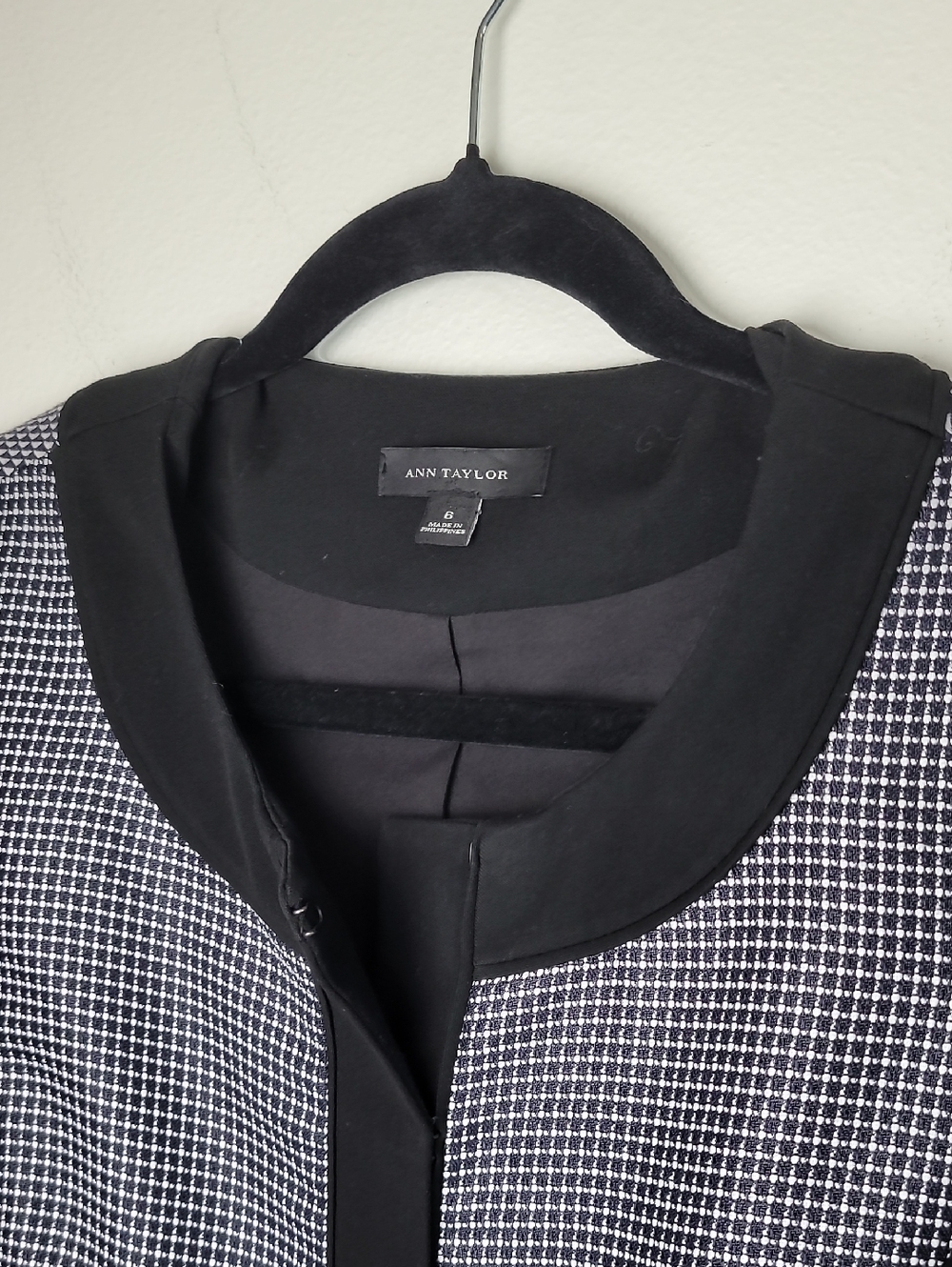 Ann Taylor Black & White Blazer Pockets Size 6 - Picture 4 of 8